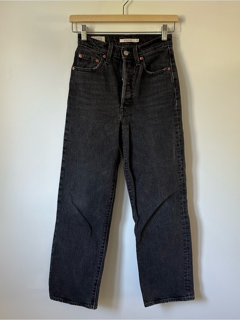 Levi’s Ribcage Straight Leg Jeans 24W27L Black